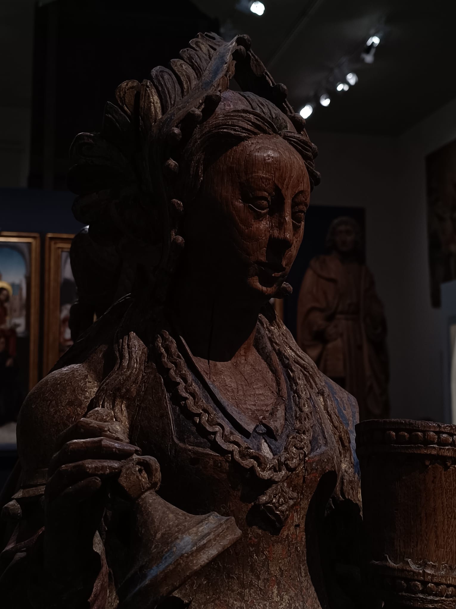 Photo de nous deux au musée de Cluny, le musée du Moyen Age.