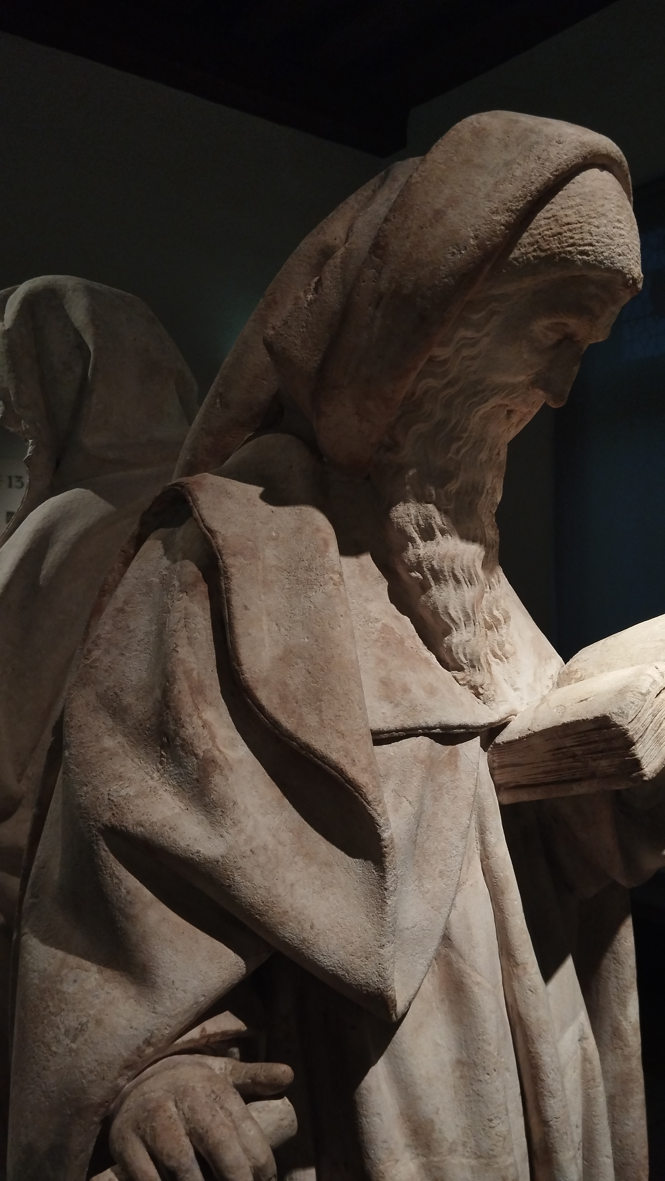 Photo de nous deux au musée de Cluny, le musée du Moyen Age.